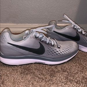 Nike Zoom Pegasus Running Shoes
